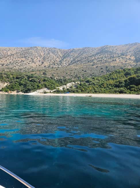 image n.16 of Sarandë: Boat Tour to Kroreza with Snorkelling and Umbrella activity in Sarandë, uploaded by supplier