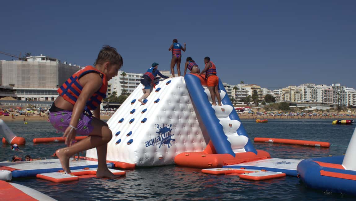 imagem n.11 de Armação de Pêra: Bilhete Insuflável de Entrada no Parque Aquático atividade em Algarve, carregada pelo fornecedor