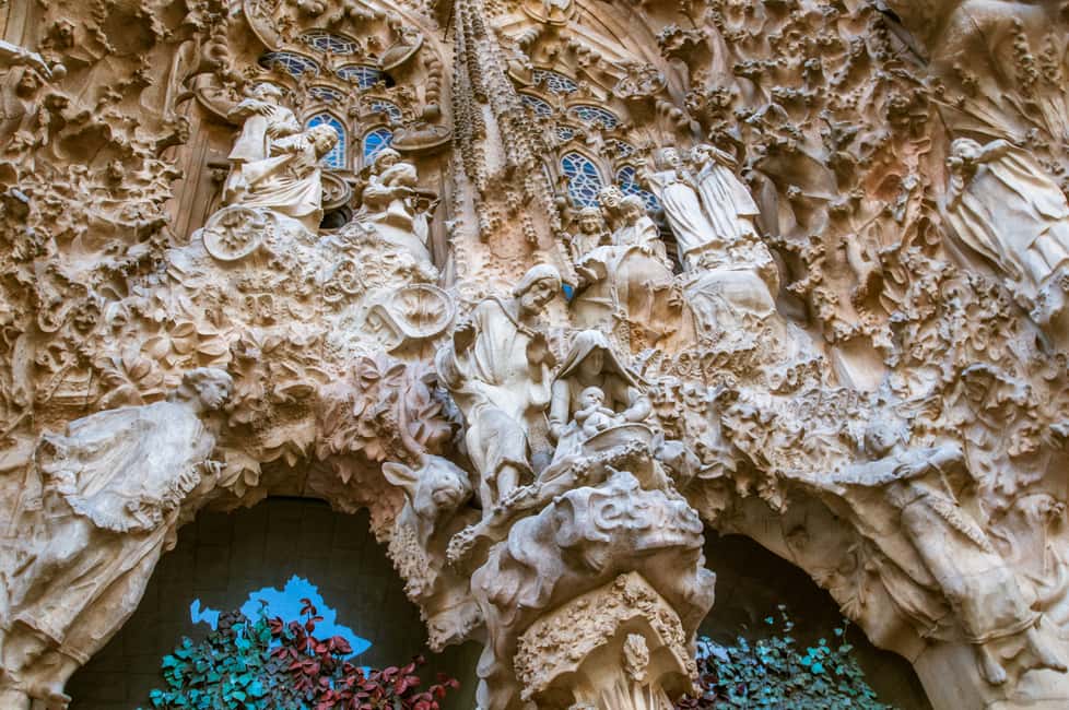 image n.6 of Barcelona: Fast-Track Sagrada Familia and Towers Guided Tour activity in Barcelona, uploaded by supplier
