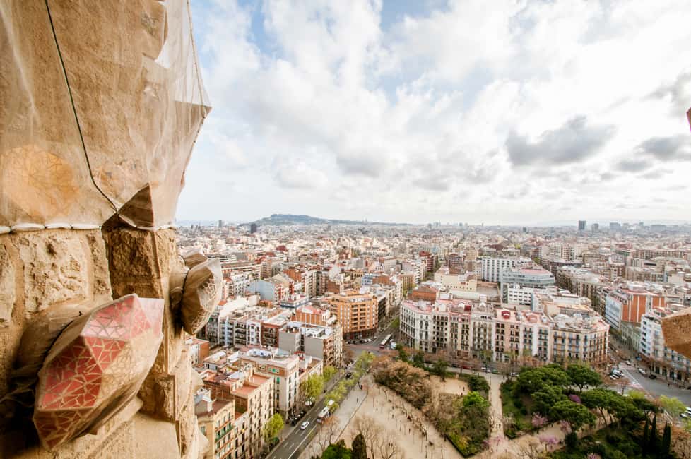 image n.9 of Barcelona: Fast-Track Sagrada Familia and Towers Guided Tour activity in Barcelona, uploaded by supplier