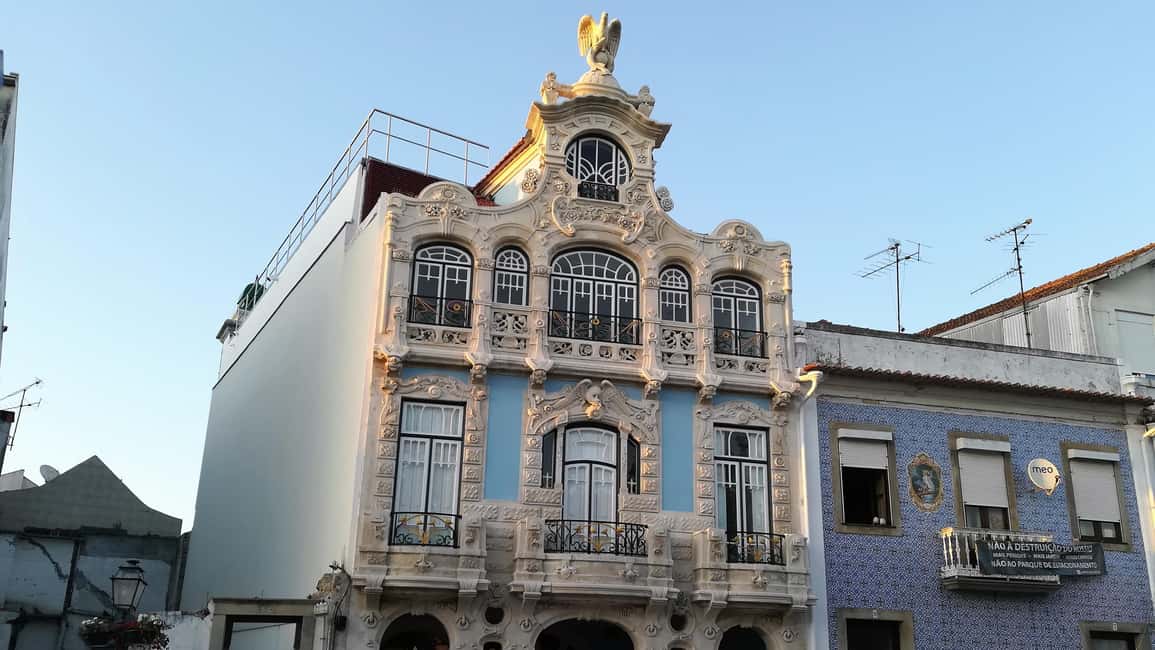 imagem n.2 de Lisboa: Só ida para o Porto, com paragens em Óbidos, Nazaré e Aveiro atividade em Nazaré, Portugal, carregada pelo fornecedor