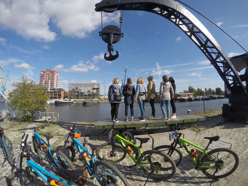 image n.8 of Ghent: Guided Urban Bike Tour activity in Ghent, uploaded by supplier