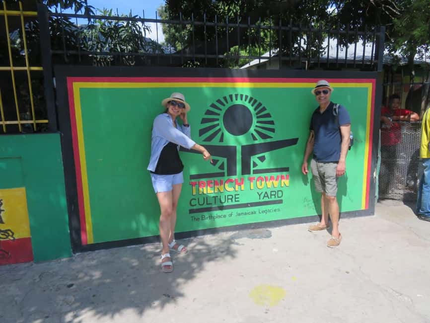 imagem n.3 de Kingston: História da Música Jamaicana Tour incluindo taxas de entrada atividade em Kingston, Jamaica, carregada pelo fornecedor