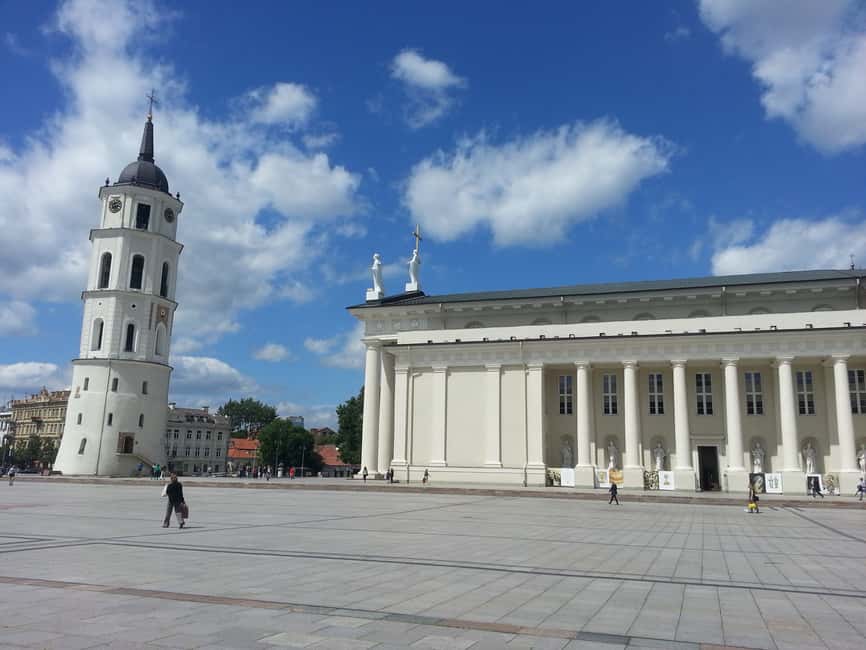 imagem n.2 de Excursão privada de 1 dia a Vilnius, Trakai e Kernave atividade em Vilnius, carregada pelo fornecedor