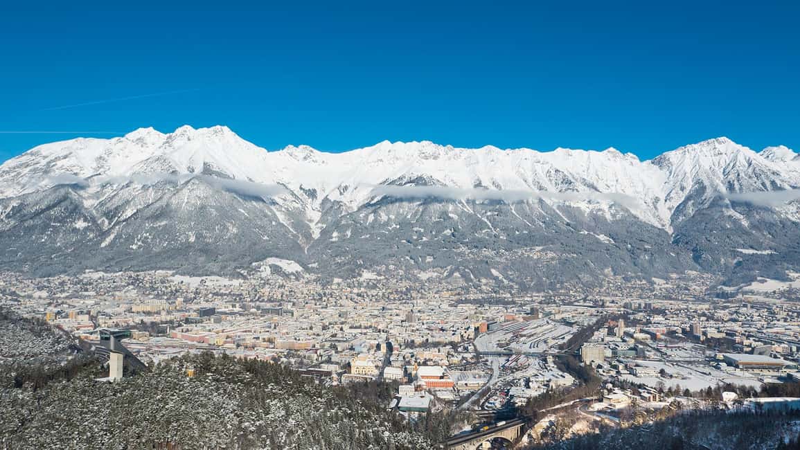 imagem n.6 de De Salzburgo: Excursão privada de um dia a Innsbruck e Swarovski atividade em Wattens, carregada pelo fornecedor