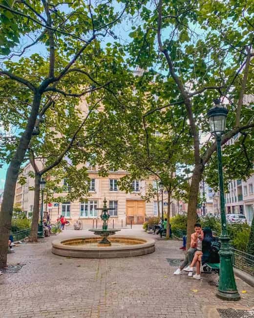 imagem n.2 de Paris: Visita a pé aos locais de filmagem de Emily atividade em Paris, carregada pelo fornecedor