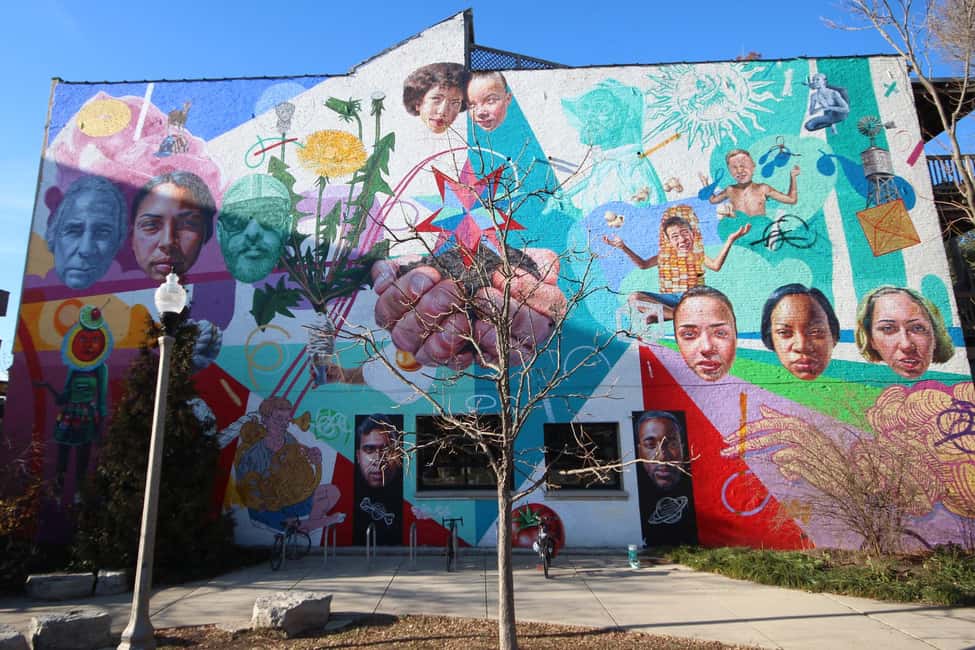 imagen n.º 9 de Chicago: Visita guiada de arte urbano poco convencional actividad en Chicago, subida por el proveedor