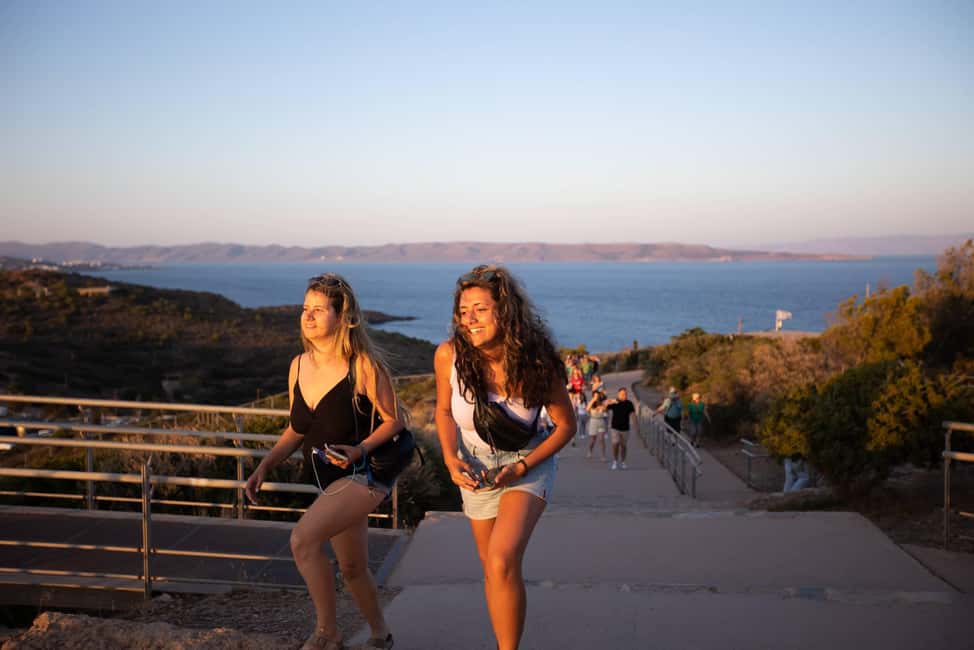 imagem n.5 de Atenas: Passeio ao pôr do sol no Cabo Sounion e no Templo de Poseidon atividade em Sunião, carregada pelo fornecedor