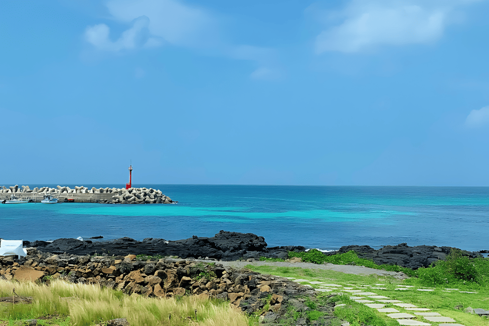 image n.11 of Jeju:K-Drama Spot When Life Gives You Tangerines Hotel pick activity in Jeju-si, uploaded by supplier