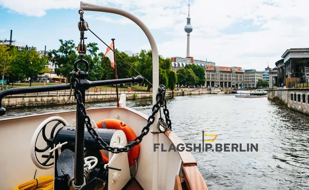 image n.6 of Berlin: 1h Boutiquestyle-Cruise on the Historic HEMINGWAY activity in Berlin, uploaded by supplier