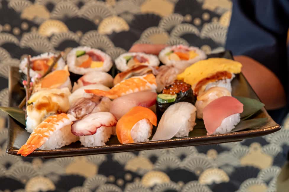 image n.24 of Osaka: Sumo Show & Experience w/ Optional Kimono & Hot Pot activity in Tajiri, uploaded by supplier