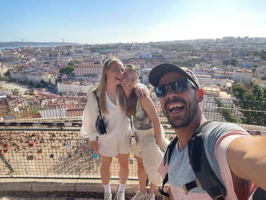 imagen n.º 4 de Centro de Lisboa y Belém: tour privado en tuk-tuk actividad en Lisboa, subida por el proveedor