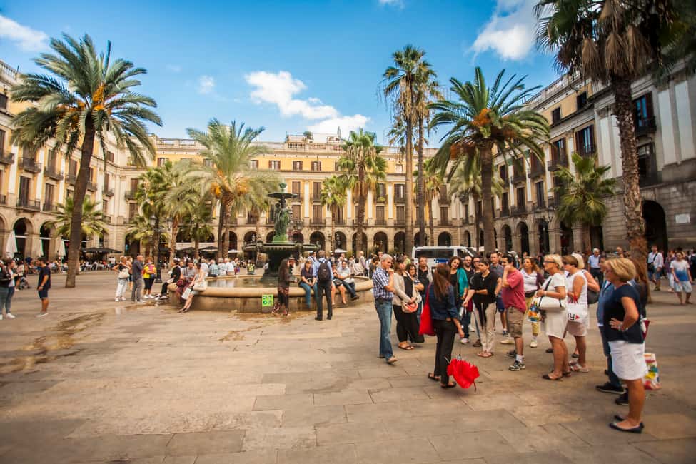 imagem n.2 de Barcelona: Excursão a pé literária "A Sombra do Vento" atividade em Barcelona, carregada pelo fornecedor