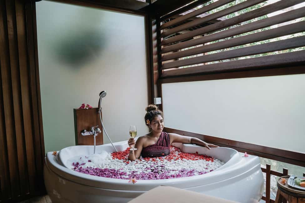 Ubud: experiencia romántica de spa para parejas con vistas al río