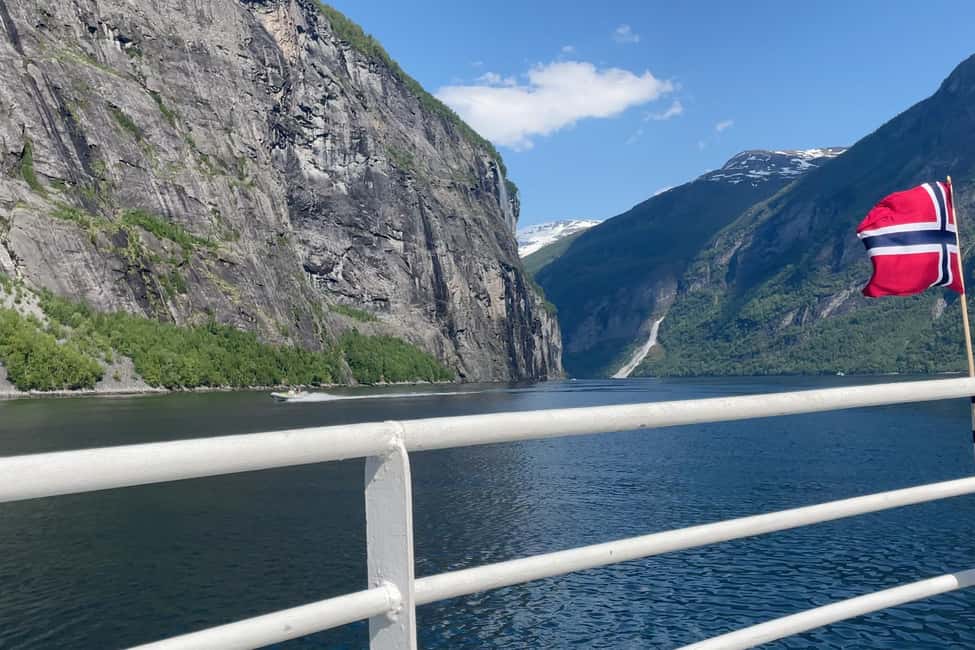 bild nr.5 av Från Geiranger: Geiranger Fjord Tour med stopp i Hellesylt aktivitet i Møre och Romsdal, uppladdad av arrangören