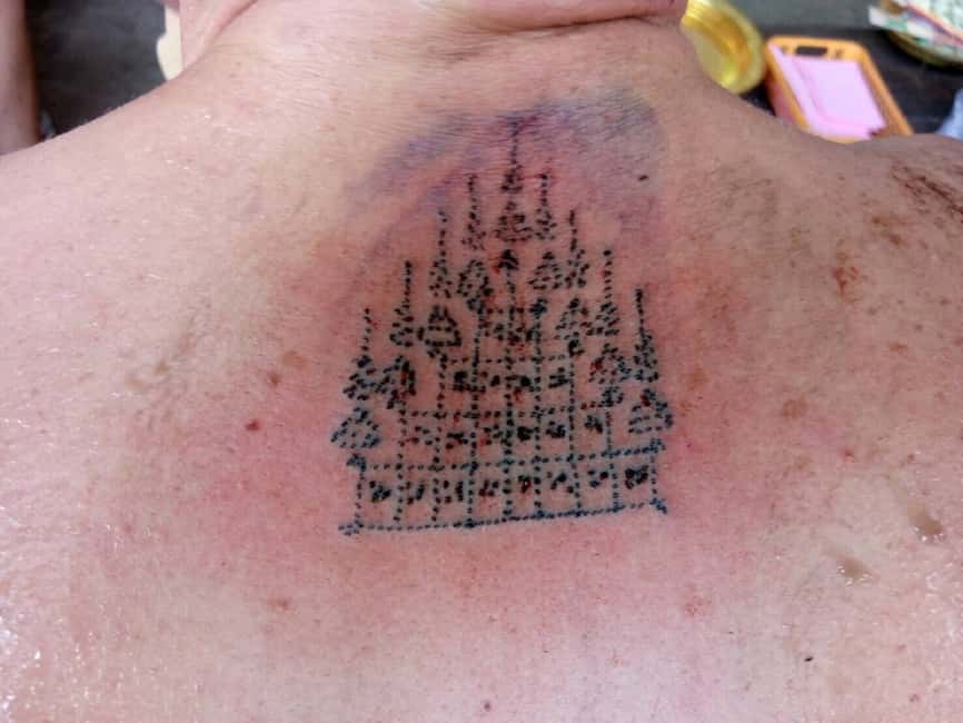 Image N°17 de Depuis Bangkok : Tatouage sacré au Wat Bang Phra activité à Nakhon Pathom, publiée par le prestataire