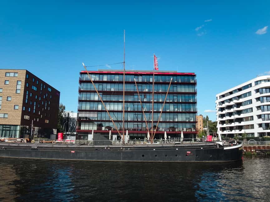 imagen n.º 5 de Berlín: Crucero de 2,5 horas en barco por el lado Este con comentarios actividad en Berlín, subida por el proveedor