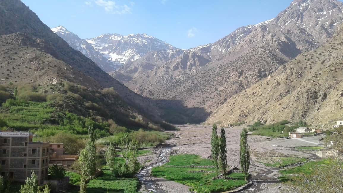 imagen n.º 2 de Marrakech: Excursión de 2 días al monte Toubkal con estancia de 1 noche y comidas actividad en Marrakech-Safí, subida por el proveedor