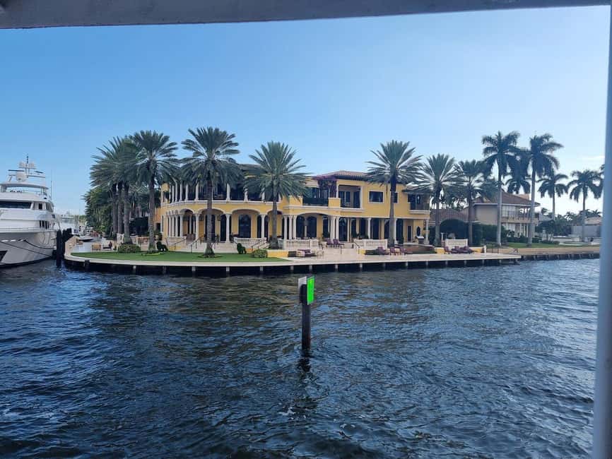 image n.2 of Fort Lauderdale: Millionaire's Row Cruise with Drinks activity in Fort Lauderdale, uploaded by supplier