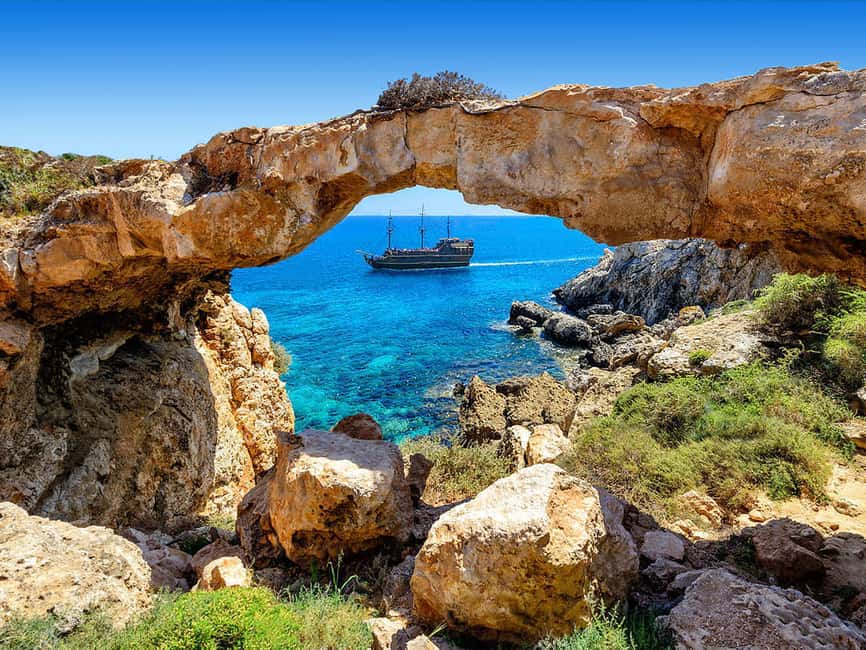 Image N°2 de Parc national de la côte orientale : demi-journée de safari en jeep dans les grottes activité à Ayia Napa, publiée par le prestataire