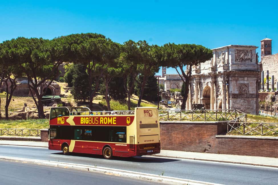 imagem n.6 de Roma: Autocarro hop-on hop-off e transfer opcional para o porto de cruzeiros atividade em Roma, carregada pelo fornecedor