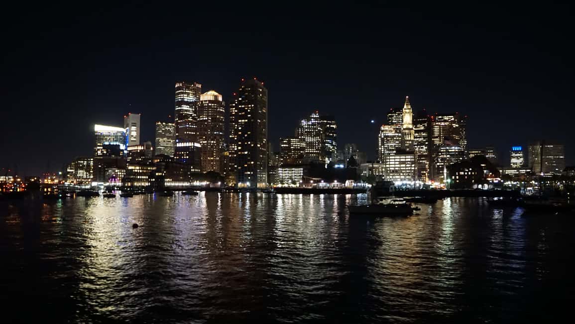 image n.12 of Boston: Cocoa and Carols Holiday Cruise activity in Boston, uploaded by supplier