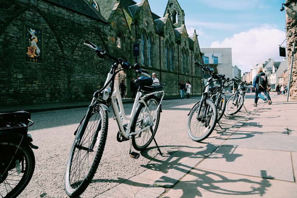 Immagine nº 1 di Edimburgo: tour panoramico in bicicletta attività a Edimburgo, caricata dal fornitore