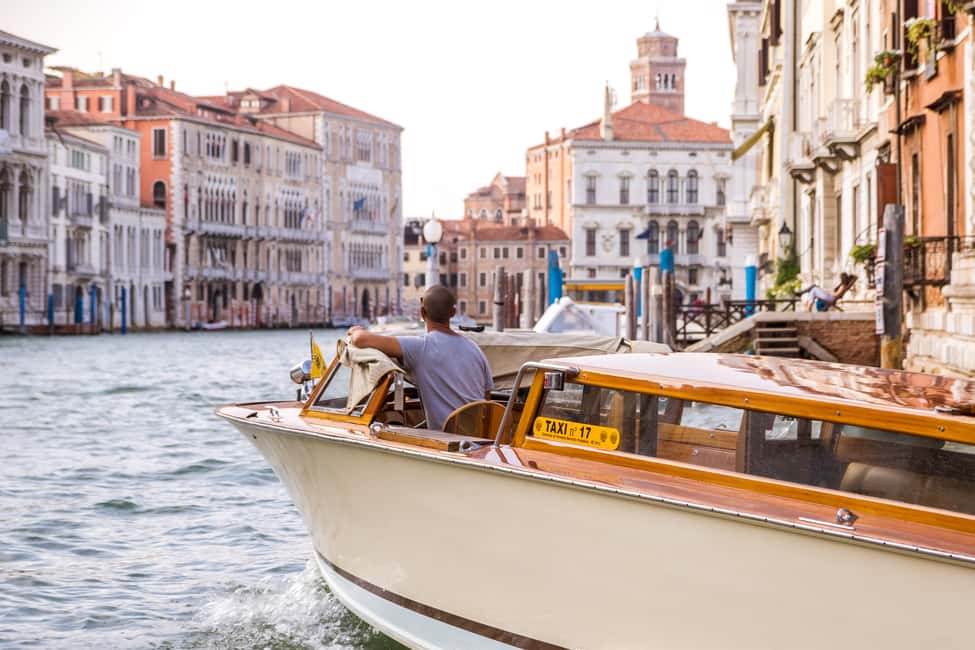 image n.13 of Santa Lucia Railway to Central Venice Shared Water Taxi activity in Venice, uploaded by supplier