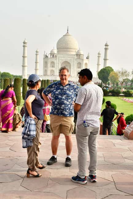 imagen n.º 14 de Taj Mahal, Fuerte de Agra y Baby Taj: excursión de un día desde Delhi en coche actividad en Agra, subida por el proveedor