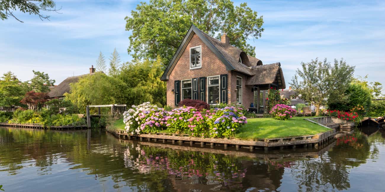 image n.7 of From Amsterdam: Giethoorn Day Trip with Small Electric Boat activity in Flevoland, uploaded by supplier