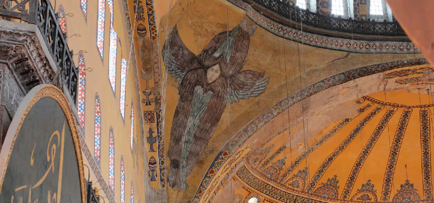 Image N°12 de Istanbul : Mosquée et musée Sainte-Sophie Coupe-file activité à Istanbul, publiée par le prestataire
