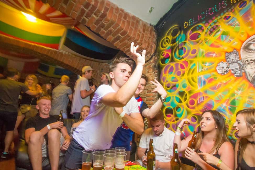 imagen n.º 7 de Praga: Pub Crawl con barra libre de 2 horas en Drunken Monkey actividad en Praga, subida por el proveedor
