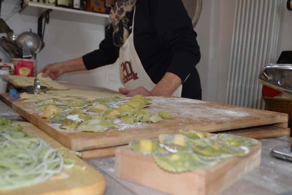Immagine nº 34 di Certaldo: lezione di cucina tipica toscana e pasto conviviale attività a Gambassi, caricata dal fornitore