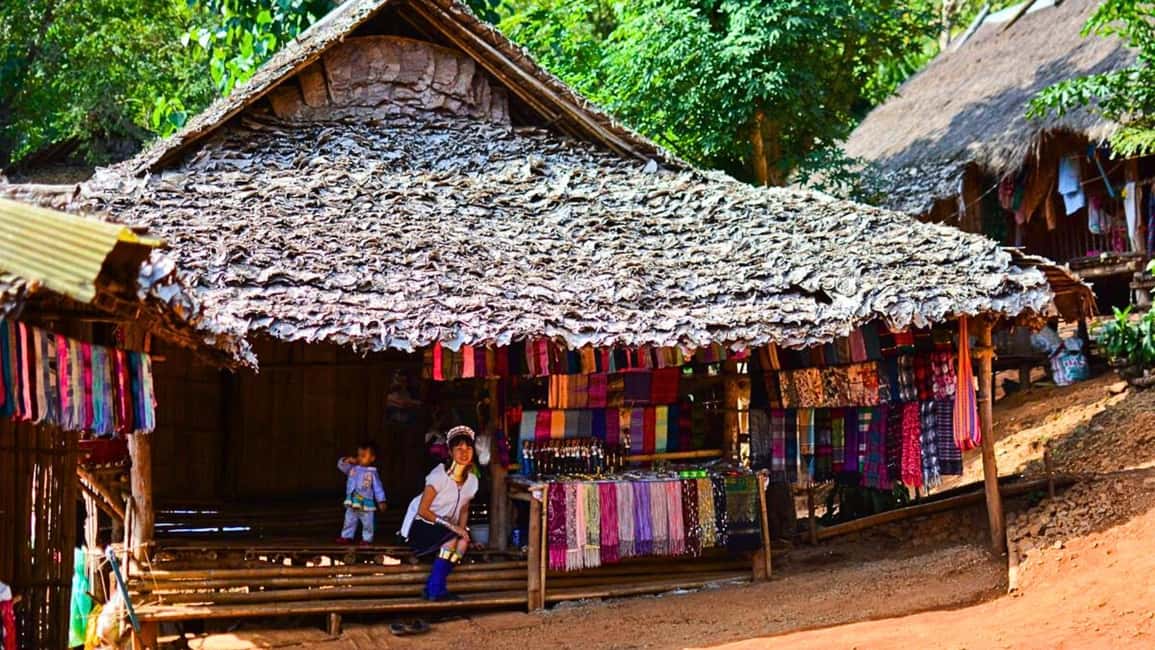 imagen n.º 10 de Chiang Mai: Templos de Chiang Rai, Triángulo de Oro y tour en barco actividad en Chiang Rai, subida por el proveedor