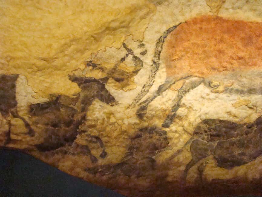 image n.3 of From Bordeaux: Lascaux and Dordogne Valley Private Tour activity in Montignac, uploaded by supplier