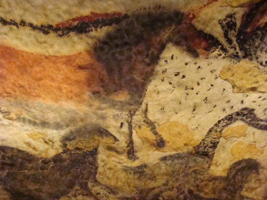 image n.4 of From Bordeaux: Lascaux and Dordogne Valley Private Tour activity in Montignac, uploaded by supplier