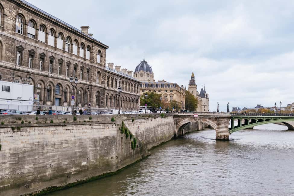 Image N°20 de Paris : visite à pied de l'Ile de la Cité avec la Sainte-Chapelle activité à Paris, publiée par le prestataire
