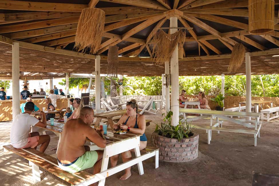afbeelding n.12 van Curaçao: Klein Curaçao-jachttocht met toegang tot strandhuis activiteit in Curaçao, geüpload door aanbieder