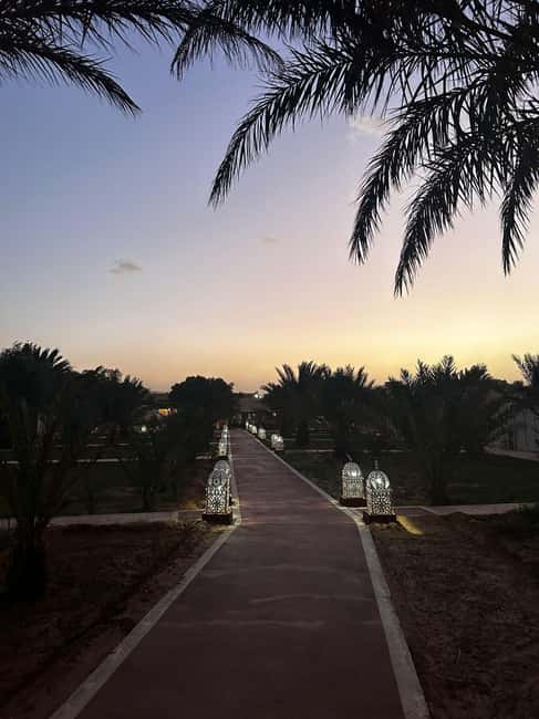 imagem n.2 de Merzouga Pernoite numa tenda berbere e passeio de camelo atividade em Drâa-Tafilalet, carregada pelo fornecedor