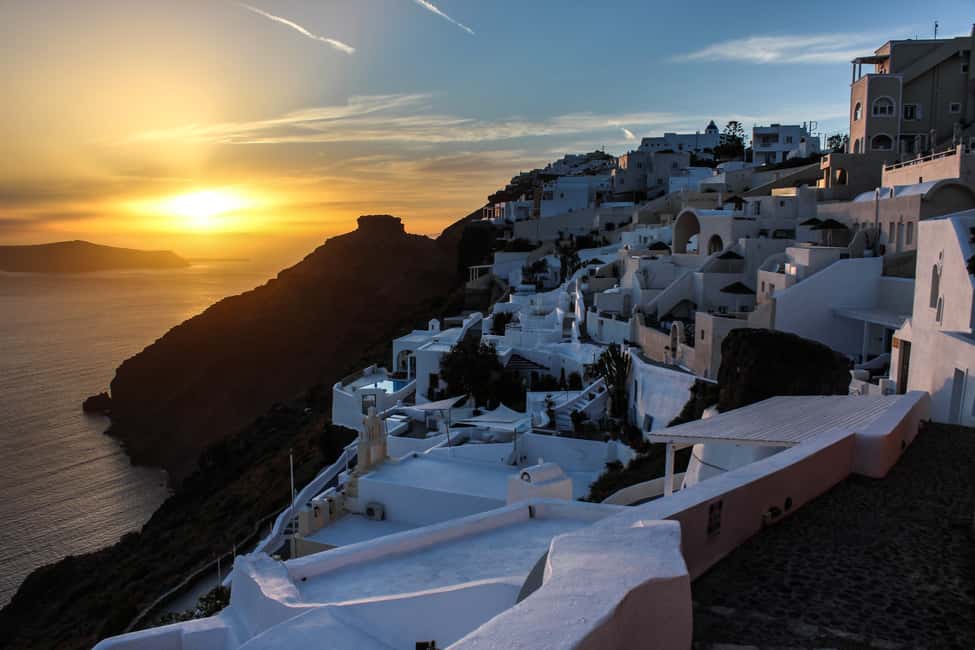 Immagine nº 4 di Dal porto di Rethymno: Tour di un giorno a Santorini attività a Fira, caricata dal fornitore