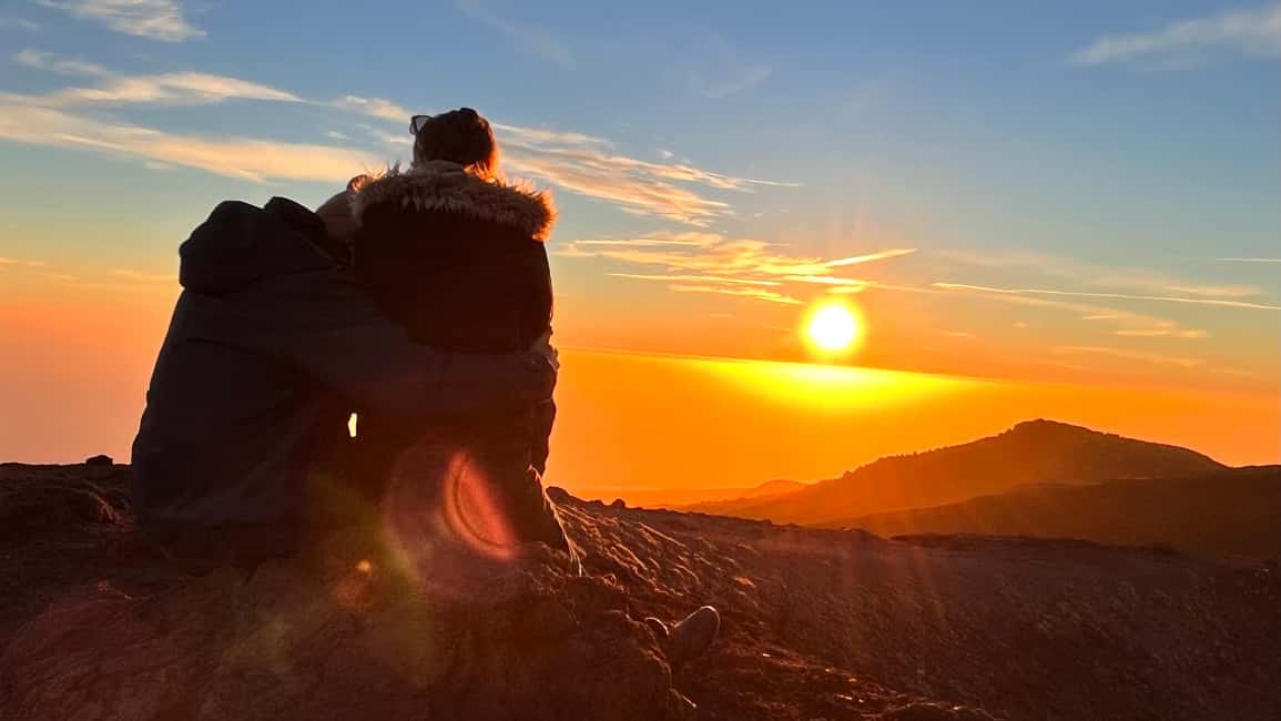 imagen n.º 2 de Catania: Excursión al atardecer en el Etna con servicio de recogida y regreso actividad en Catania, subida por el proveedor