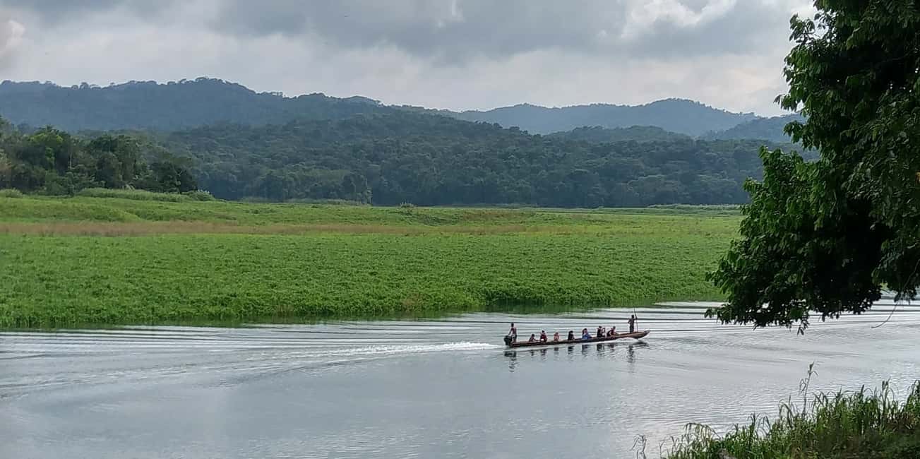image n.15 of Panama City: Waterfall and Embera Village Tour with lunch activity in Colón Province, uploaded by supplier