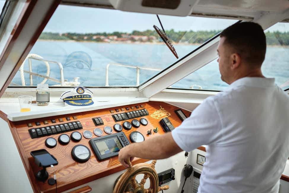 image n.7 of Istria: Aquavision Glassboat panoramic tour of Umag activity in Umag, uploaded by supplier