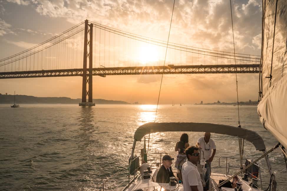 image n.8 of Lisbon: Private Sunset Cruise on the Tagus River with Drink activity in Lisbon, uploaded by supplier