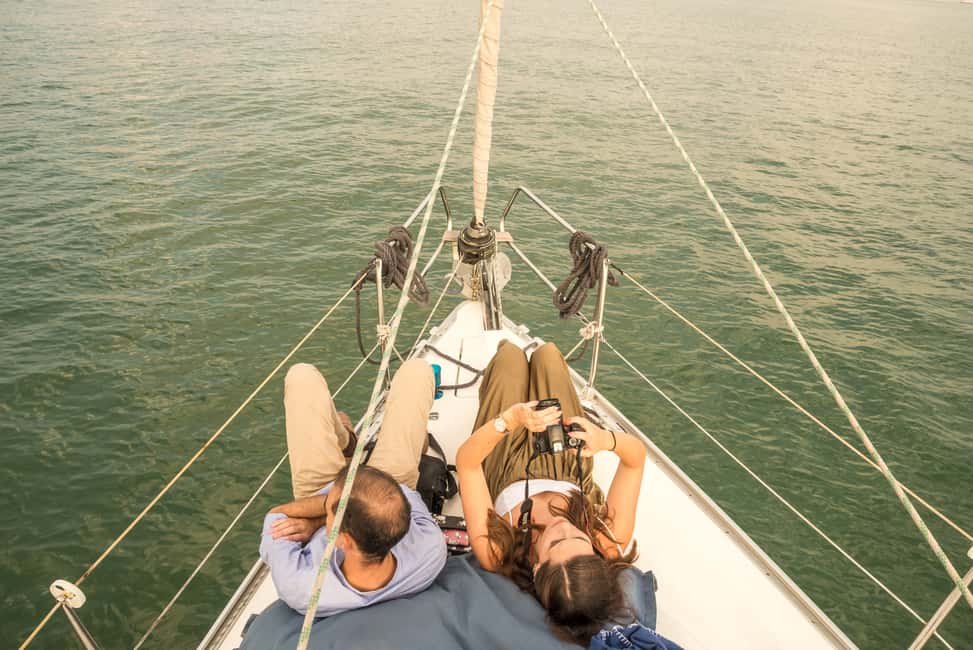 image n.5 of Lisbon: Private Sunset Cruise on the Tagus River with Drink activity in Lisbon, uploaded by supplier