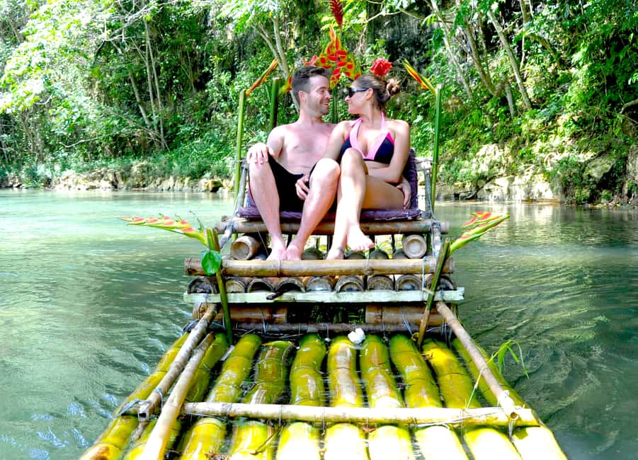imagem n.2 de De Montego Bay e Negril: Reggae Rafting em Lethe atividade em Montego Bay, carregada pelo fornecedor
