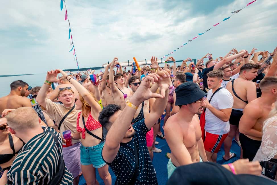 5. fotó – Zrce: Novalja Boat Party Booze Cruise – program helye: Novalja, feltöltötte a programszervező