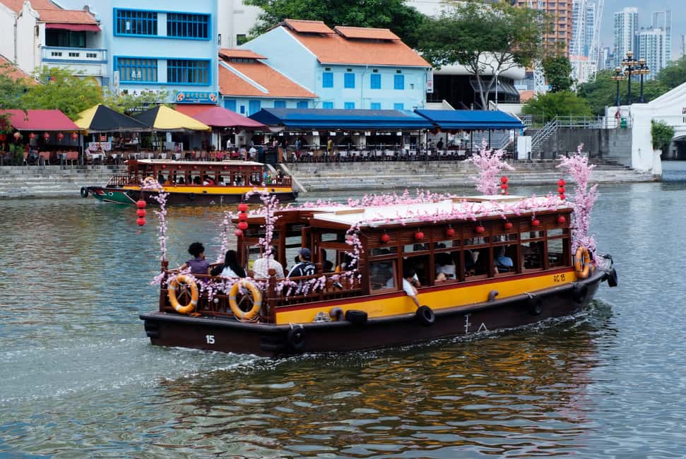 image n.5 of Singapore: Singapore River Cruise activity in Singapore, uploaded by supplier