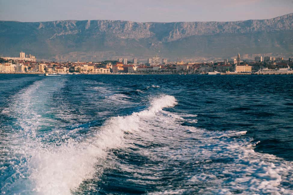 bild nr.2 av Från Omis: Blue Cave & 5 Island Speedboat Tour aktivitet i Dalmatien, uppladdad av arrangören