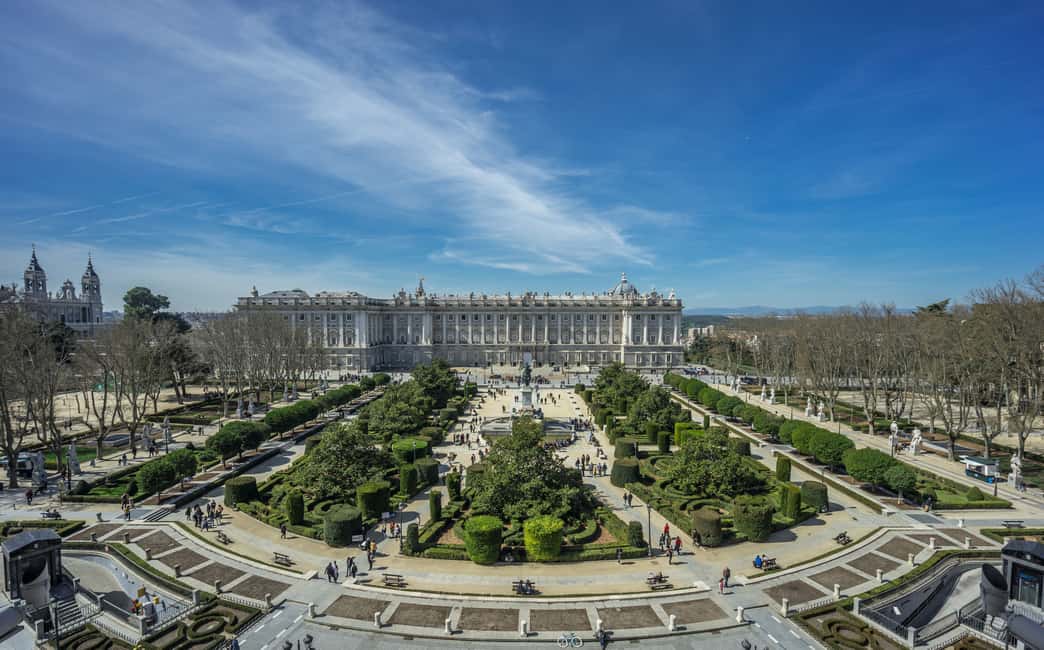 image n.5 of Madrid: Royal Palace Guided Tour with Skip-the-Line Entry activity in Madrid, uploaded by supplier
